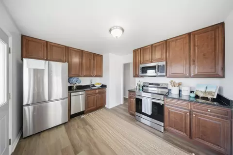 Kitchen - 2065 W Fairview Rd, Freeport, IL 61032 photo 1 of 3