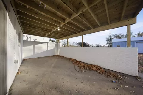 Other - 2065 W Fairview Rd, Freeport, IL 61032 photo 10 of 14