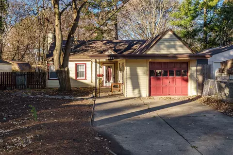 1603 Log Cabin Ave, Rockford, IL 61108