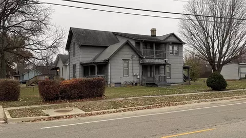1103 West St, Rockford, IL 61102