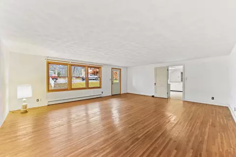 Living - 739 Elgin St, Cherry Valley, IL 61016 photo 2 of 5