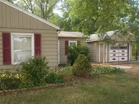 2125 Windsor Rd, Loves Park, IL 61111