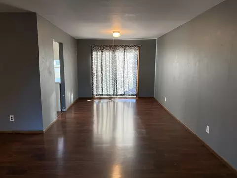 3237 W Carthage Dr, Freeport, IL 61032 photo 3