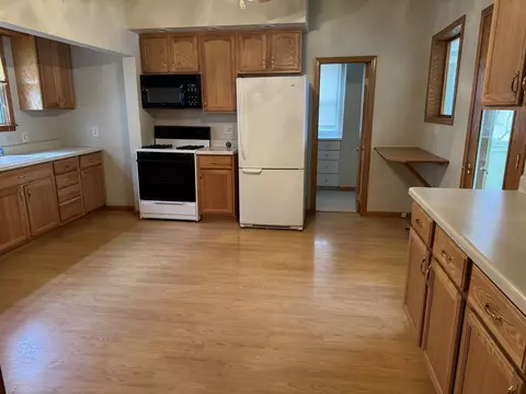 119 E 2nd St, Spring Valley, IL 61362 photo 5