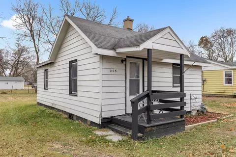 215 S Moore St, South Beloit, IL 61080