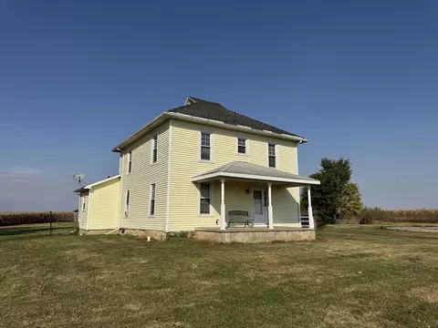 27375 Il Rt 40, Chadwick, IL 61014