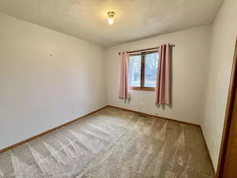 Bedroom - 1519 Ruby St, Belvidere, IL 61008 photo 1 of 7