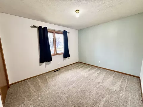Bedroom - 1519 Ruby St, Belvidere, IL 61008 photo 4 of 7
