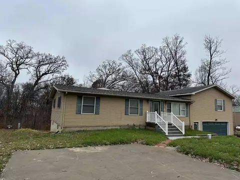 11027 Hillcrest Ln, Savanna, IL 61074