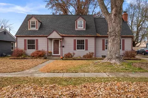 6408 N 1st St, Loves Park, IL 61111