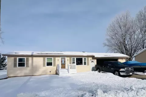 312 W Garfield, Pearl City, IL 61062