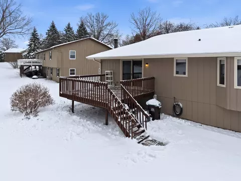 2010 Cimarron Dr, Freeport, IL 61032 photo 34