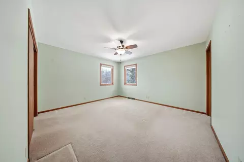 2010 Cimarron Dr, Freeport, IL 61032 photo 8