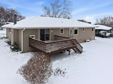 2010 Cimarron Dr, Freeport, IL 61032 photo 33