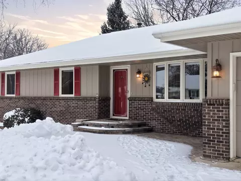 2010 Cimarron Dr, Freeport, IL 61032 photo 37