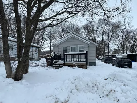 111 N Nohe Ave, Oregon, IL 61061
