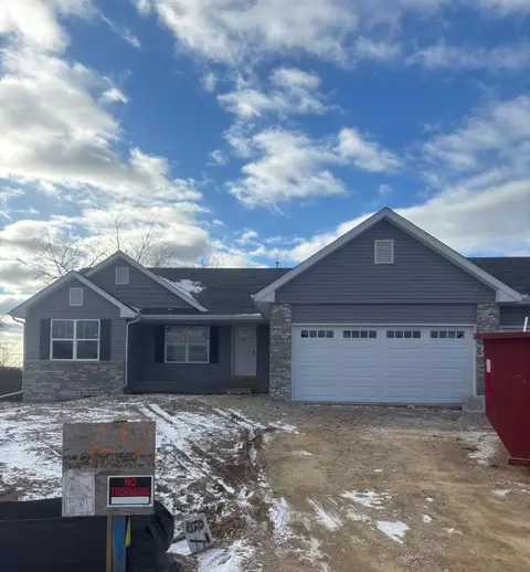 1368 Joanne Ter, Byron, IL 61010