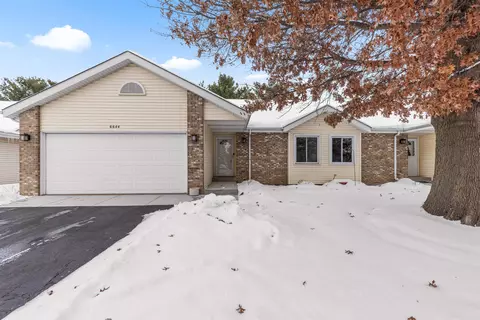 6644 N Point Rd, Rockford, IL 61108