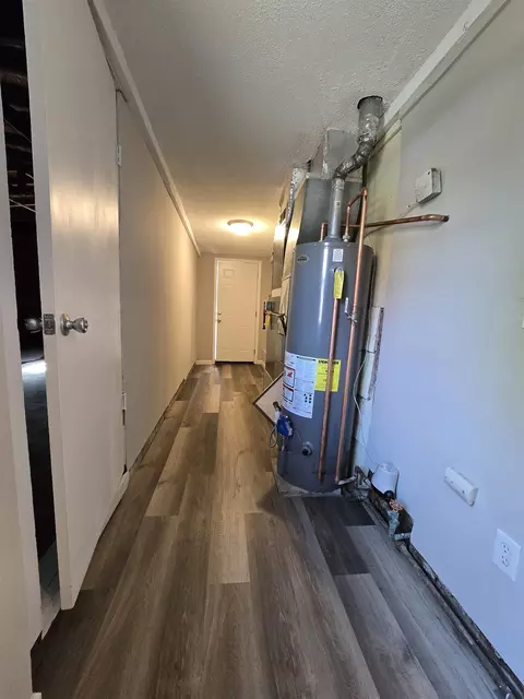 Entry Way - 131 W Barsi Blvd, Macomb, IL 61455 photo 1 of 1