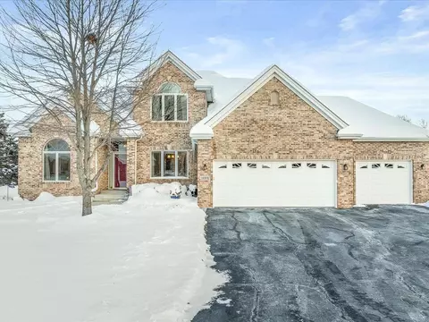 12375 Wildflower Ln, Belvidere, IL 61008