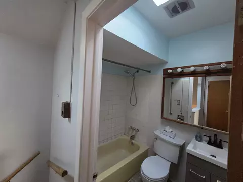 257 Dover Dr, Des Plaines, IL 60018 photo 7