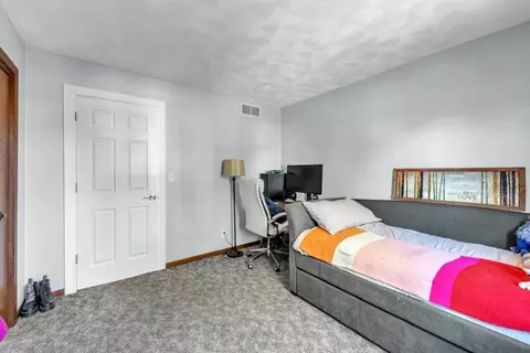 Bedroom - 6338 Thicket Ln, Cherry Valley, IL 61016 photo 7 of 8