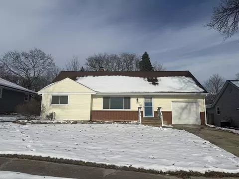2812 Oak Grove Ln, Rockford, IL 61108