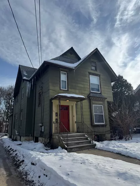 124 S Prospect St, Rockford, IL 61104