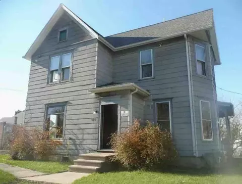 434 S State Ave, Freeport, IL 61032