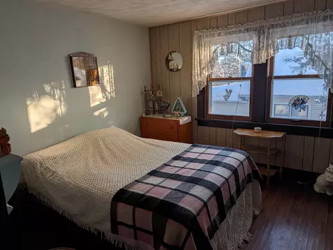 Bedroom - 321 Eureka St, Genoa, IL 60135 photo 4 of 4