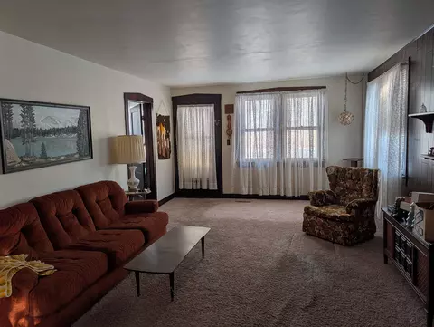 Living - 321 Eureka St, Genoa, IL 60135 photo 1 of 1