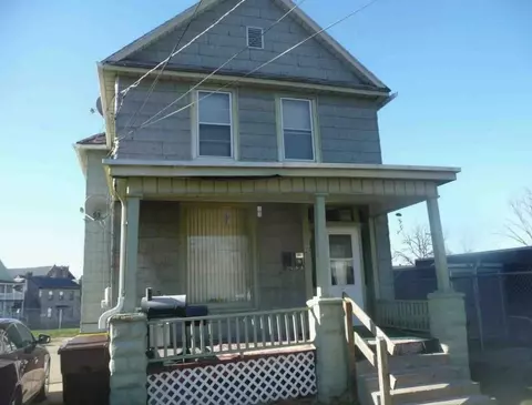 426 S Chicago Ave, Freeport, IL 61032