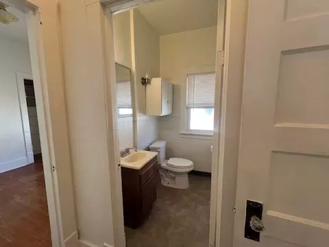 519 Empire St, Freeport, IL 61032 photo 7