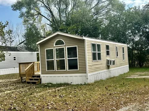 lot14 Manor Ct, Mount Carroll, IL 61053