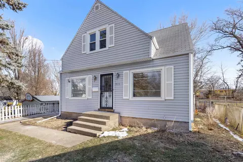 812 Jordan Pl, Rockford, IL 61108