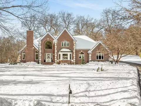 14161 Hickory Rise Ct, Roscoe, IL 61073