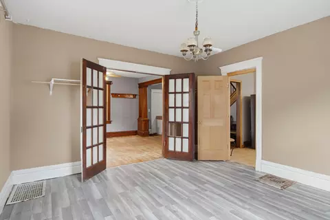 Living - 520 S Ottawa Ave, Dixon, IL 61021 photo 3 of 4