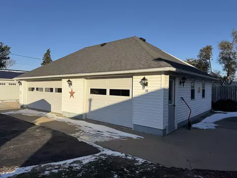 326 School St, Lanark, IL 61046 photo 8