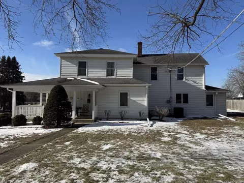 326 School St, Lanark, IL 61046 photo 3