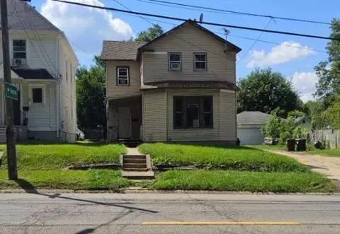 218 N West Ave, Freeport, IL 61032
