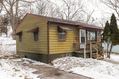 509 Gear St, Galena, IL 61036