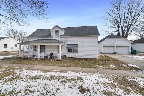 220 Hager Ave, Milledgeville, IL 61051