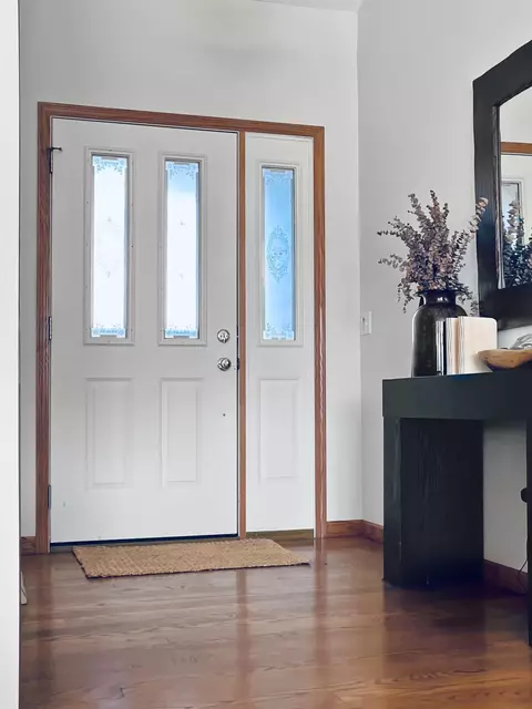 Entry Way - 27-54 Ridgeview Dr, Lanark, IL 61046 photo 1 of 1