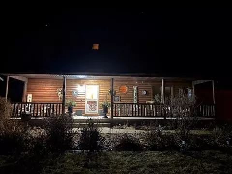 3047 E 11th Rd, Utica, IL 61373 photo 3