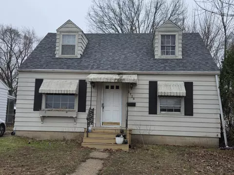 2728 Lawndale Ave, Rockford, IL 61101