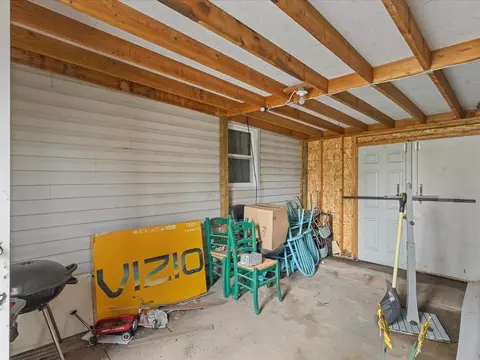 319 N Turner, Davis, IL 61019 photo 22