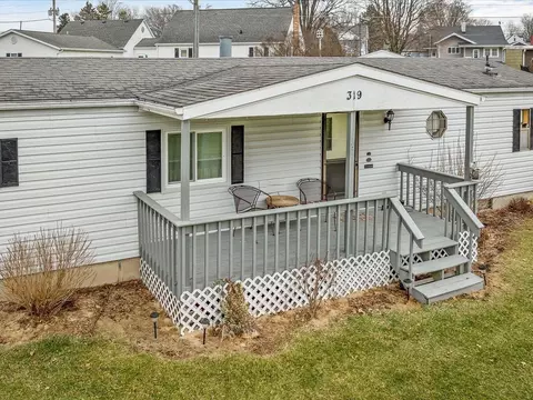 319 N Turner, Davis, IL 61019