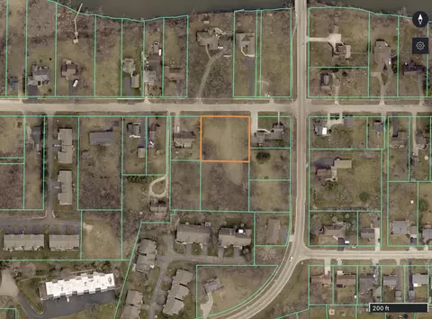 1 W Nn W River St, Rockton, IL 61072