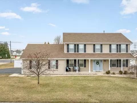 7218 Salzbrenner Ln, Machesney Park, IL 61115