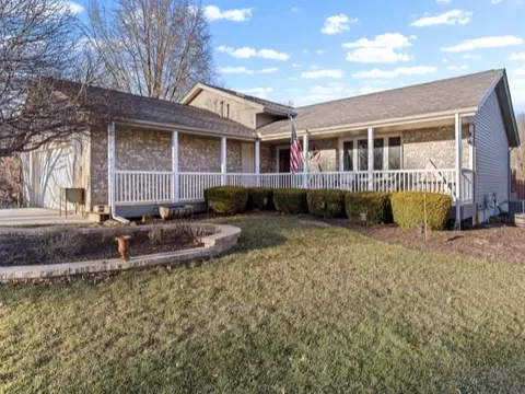 9711 Ramblin Ridge Rd, Belvidere, IL 61008